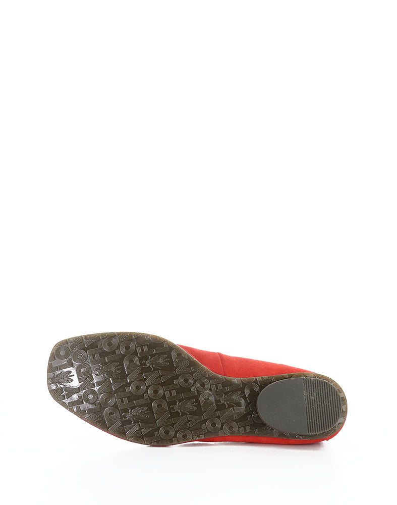 BAPI264FLY 009 SCARLET SUEDE