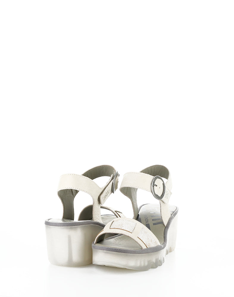 Beik618Fly 000 Off White/Pl Mousse/Cool