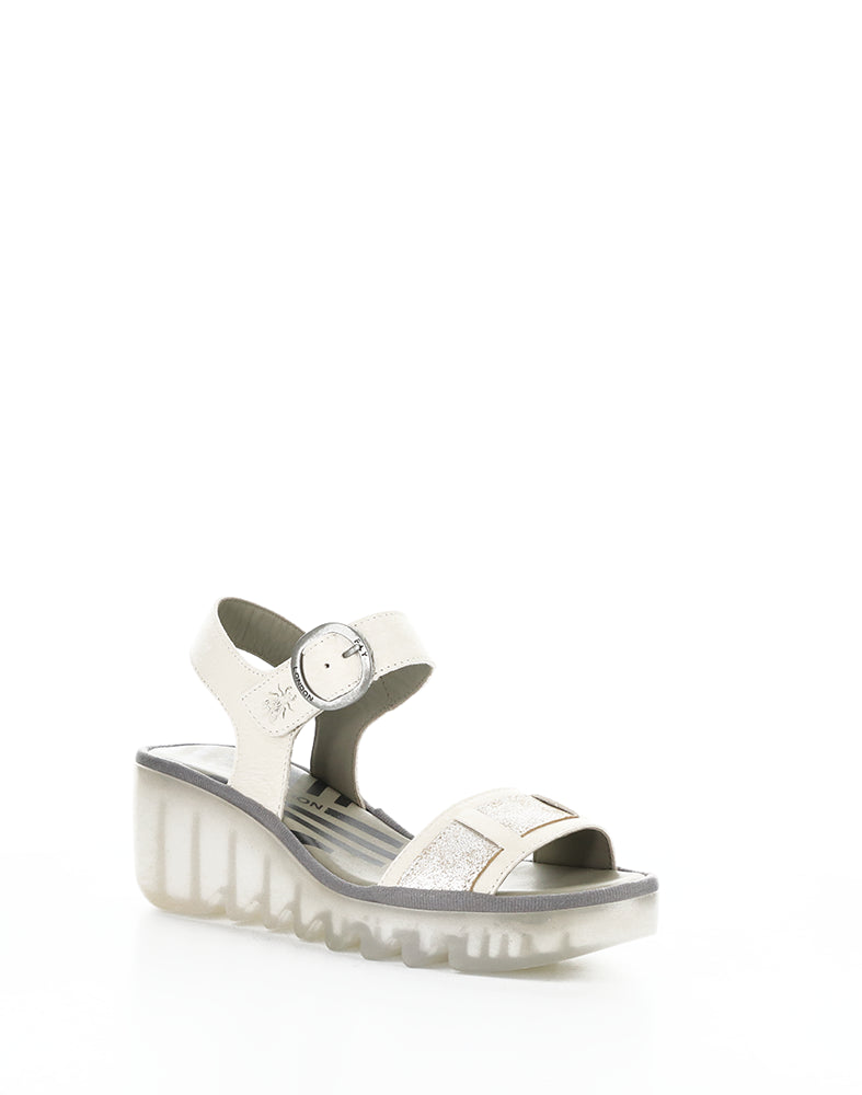 Beik618Fly 000 Off White/Pl Mousse/Cool