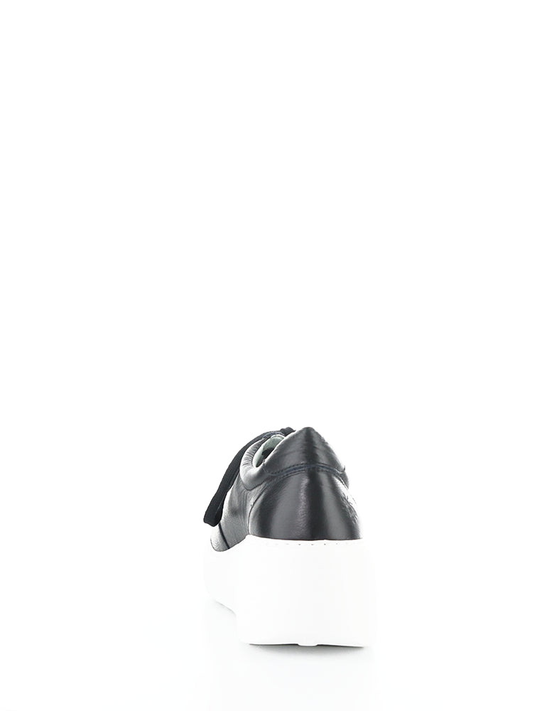 Derk742Fly 001 Black Velvet