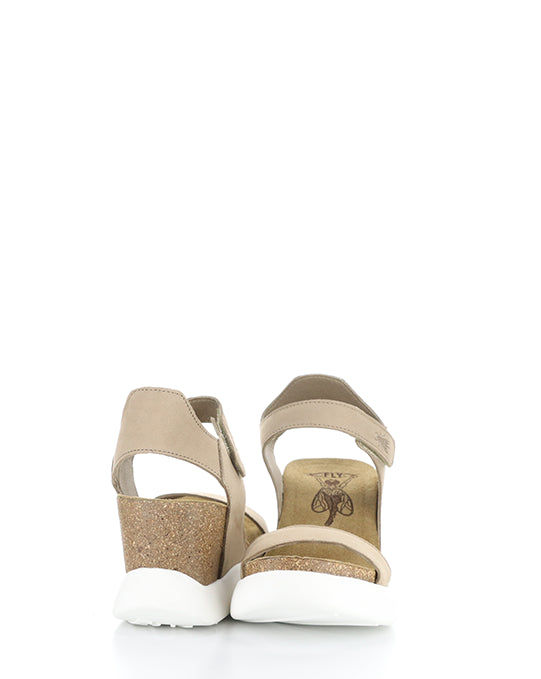 GOGO967FLY 005 TAUPE CUPIDO