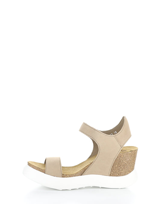 GOGO967FLY 005 TAUPE CUPIDO