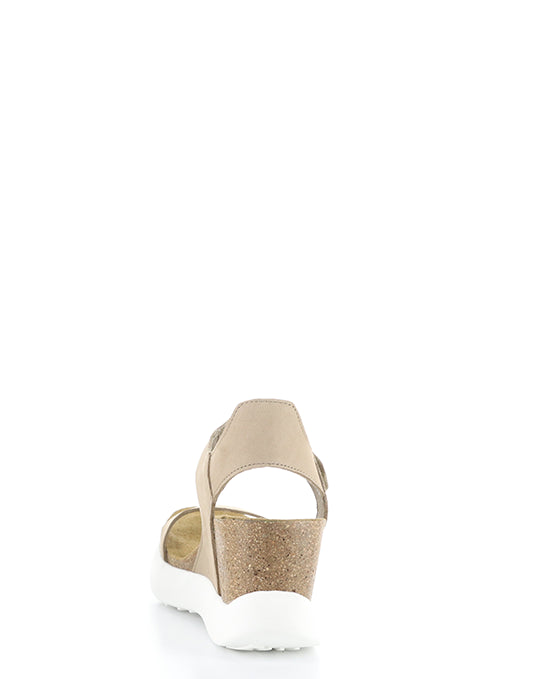 GOGO967FLY 005 TAUPE CUPIDO