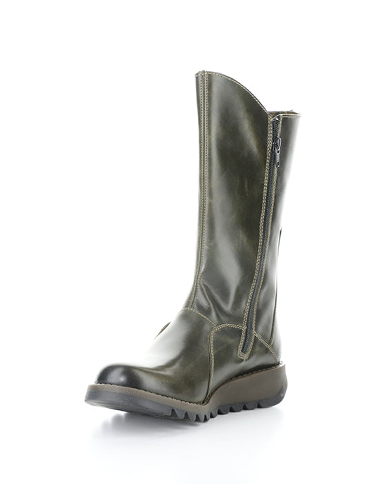 MES913FLY 010 DIESEL RUG