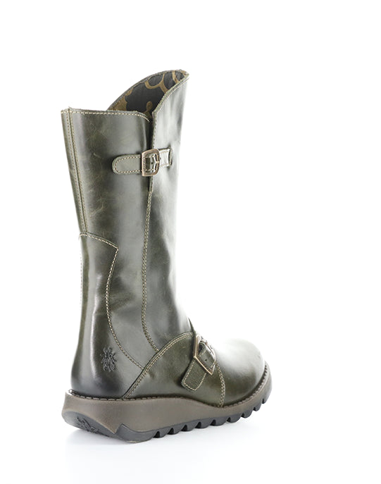 MES913FLY 010 DIESEL RUG