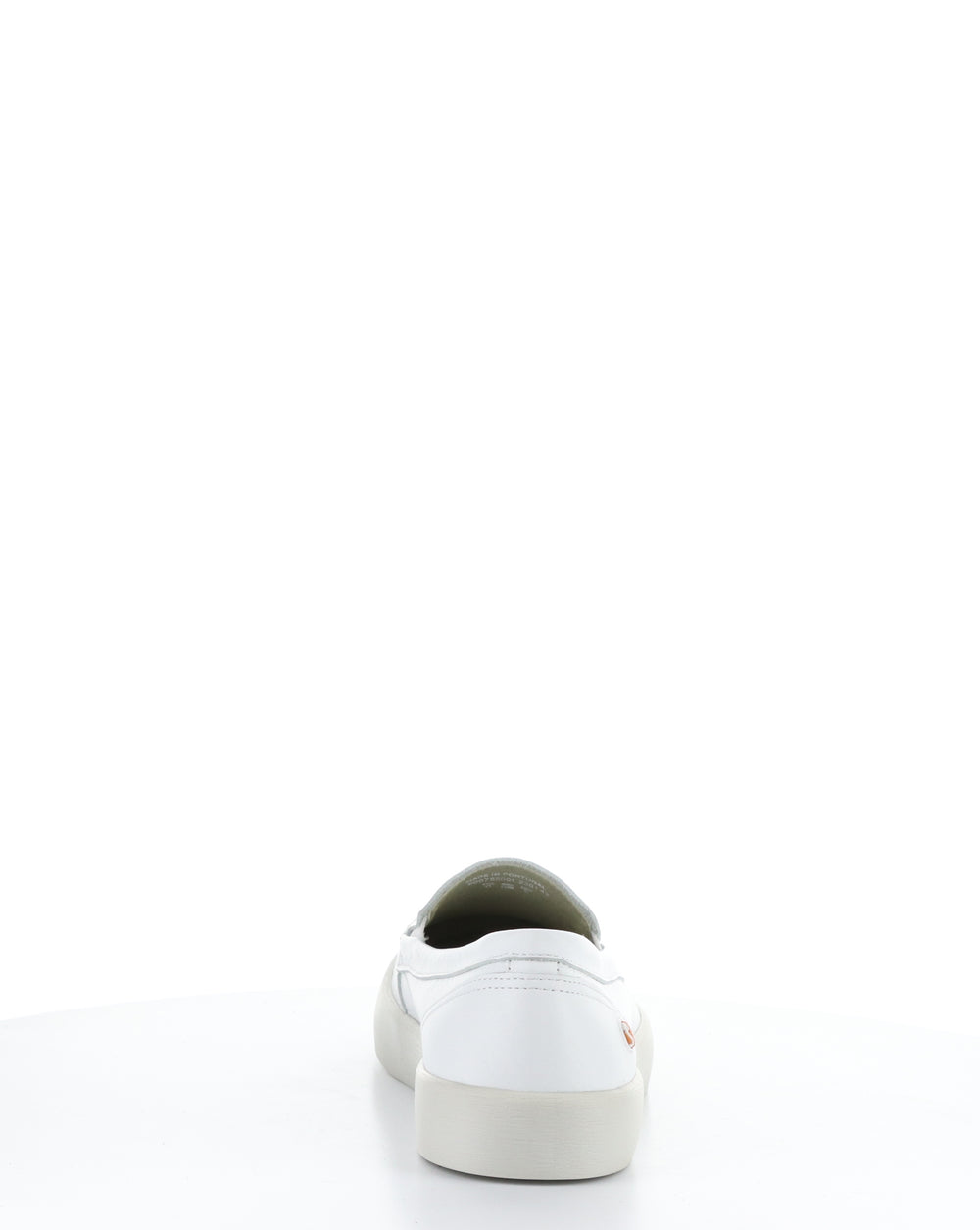 RUSY755SOF 001 WHITE Round Toe Shoes