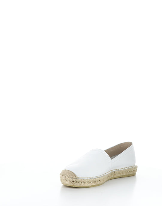 SERJ548FLY 001 WHITE VELVET