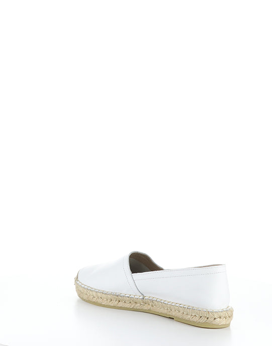SERJ548FLY 001 WHITE VELVET