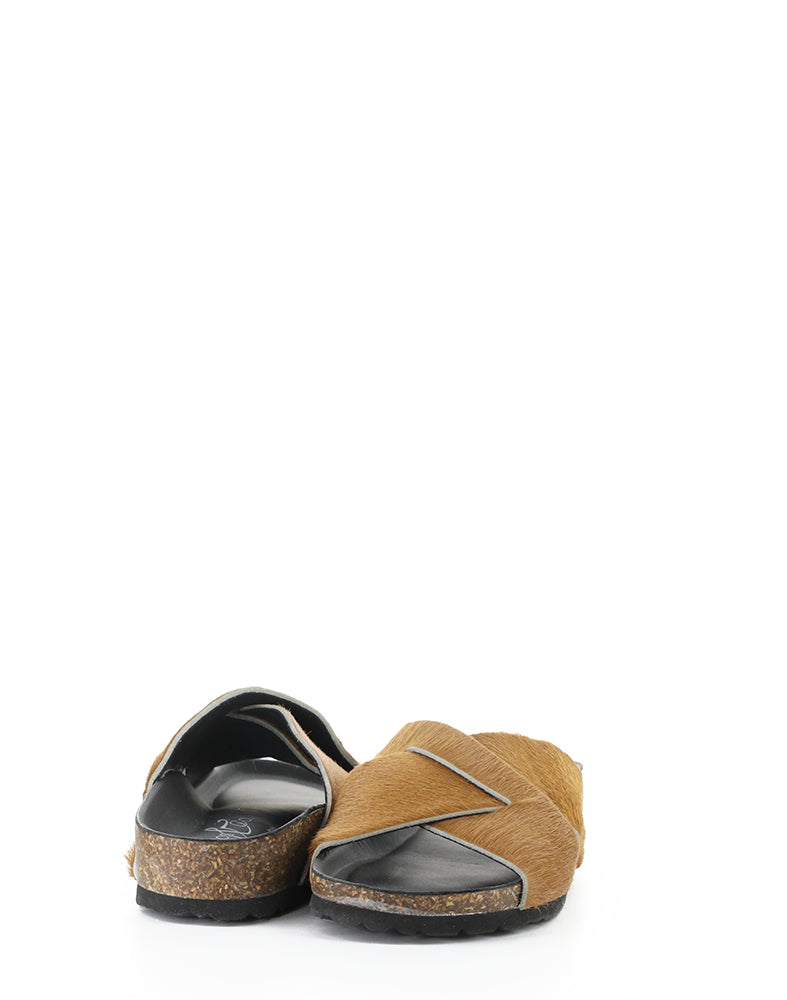 SUNA BRANDY PONY