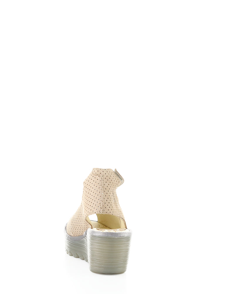 YALA376FLY PERF 057 TAUPE CUPIDO
