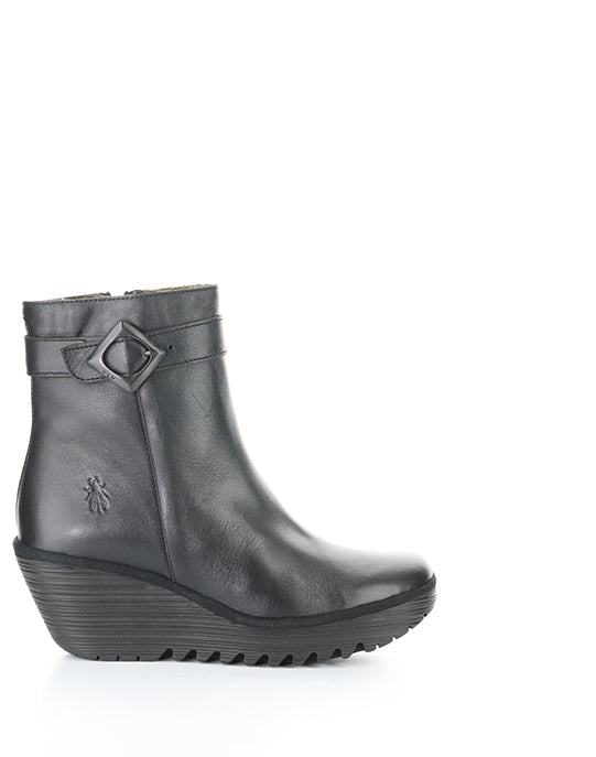 YUJI596FLY 000 BLACK DUBLIN