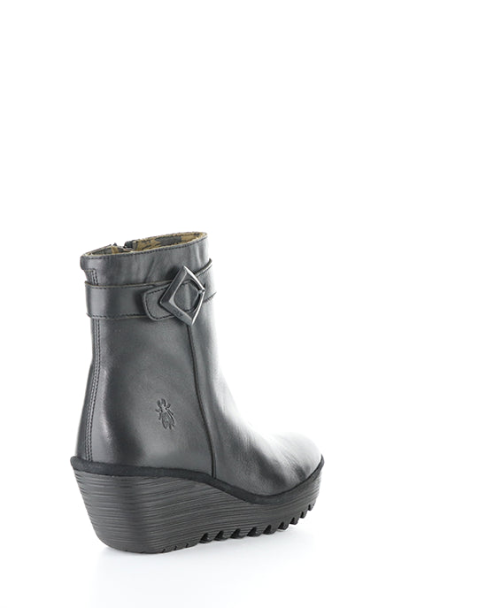YUJI596FLY 000 BLACK DUBLIN