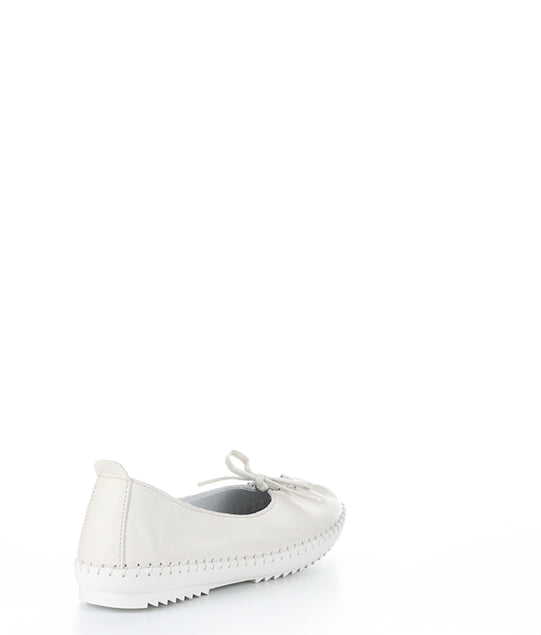 OSAKA WHITE SAUVAGE SOFT LEATHER