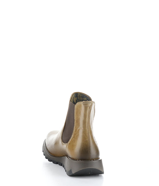 SALV 002 CAMEL RUG