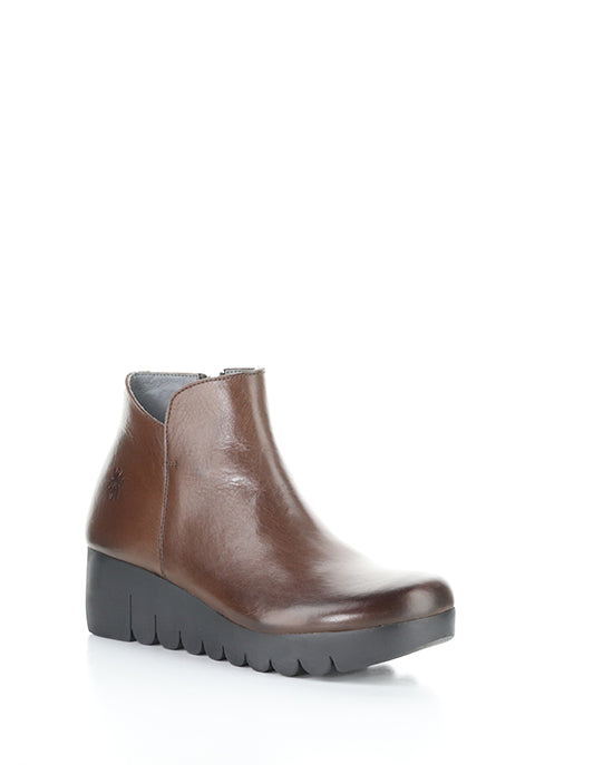 VANG364FLY 001 BROWN BURN