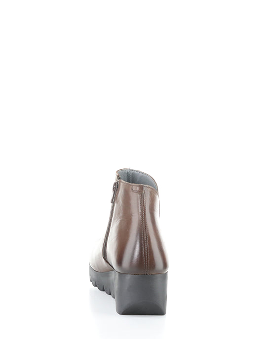 VANG364FLY 001 BROWN BURN