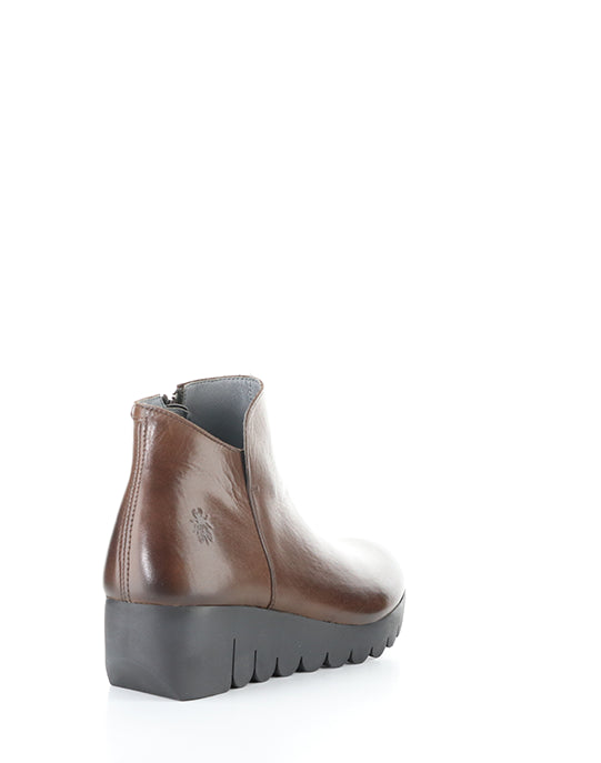 VANG364FLY 001 BROWN BURN