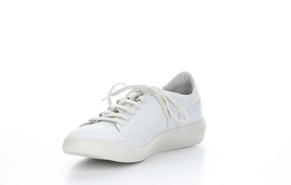 BAUK543SOF White Lace-up Trainers