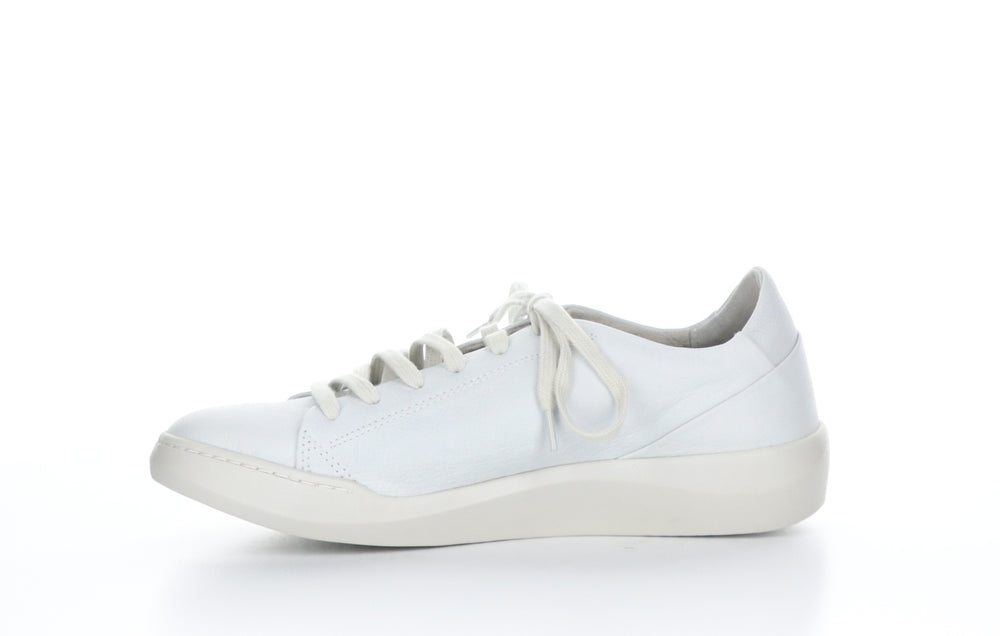 BAUK543SOF White Lace-up Trainers