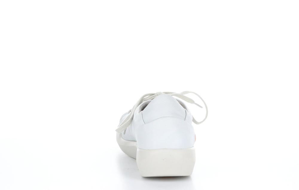 BAUK543SOF White Lace-up Trainers