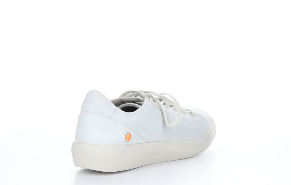 BAUK543SOF White Lace-up Trainers