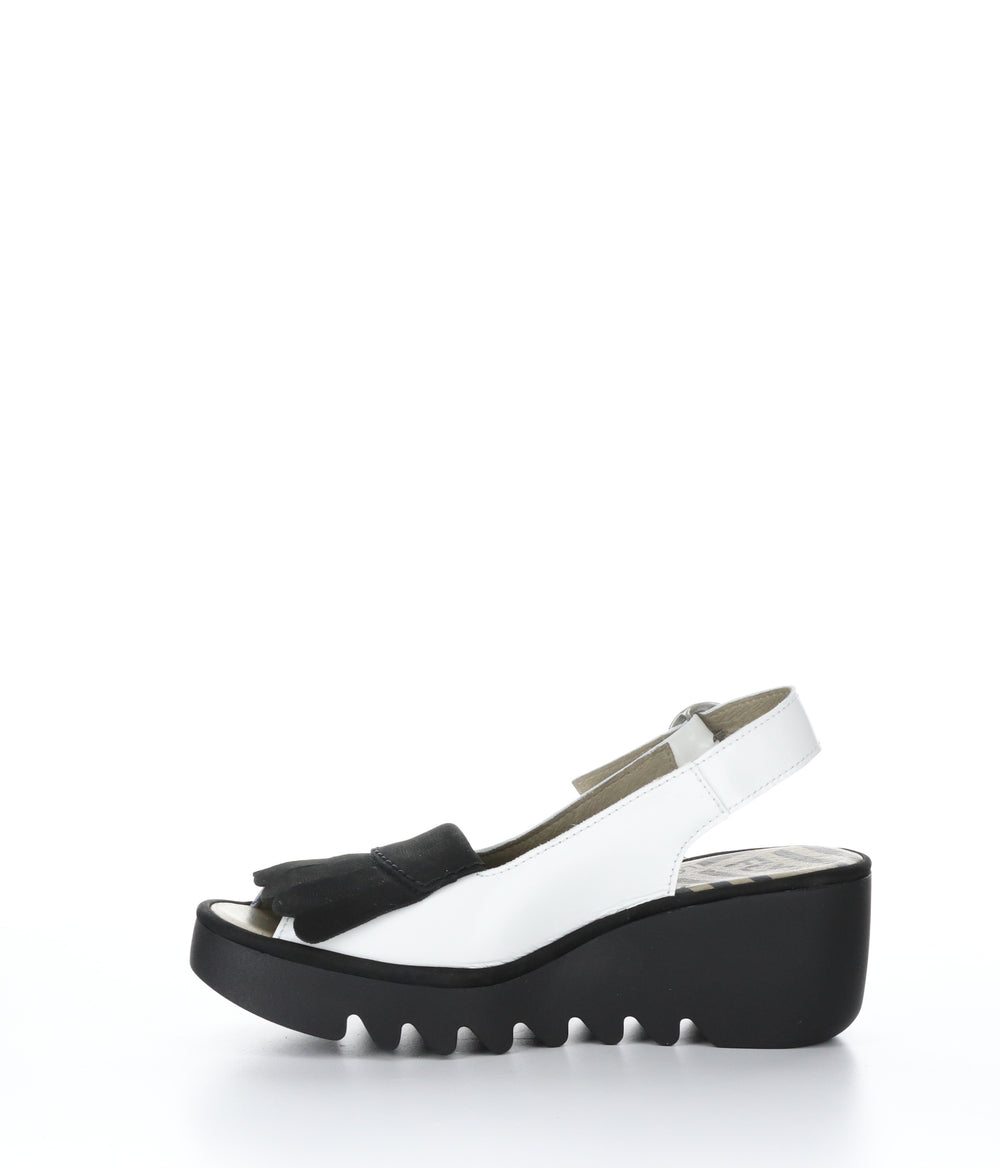 BIND303FLY OFF WHITE/BLACK Round Toe Shoes