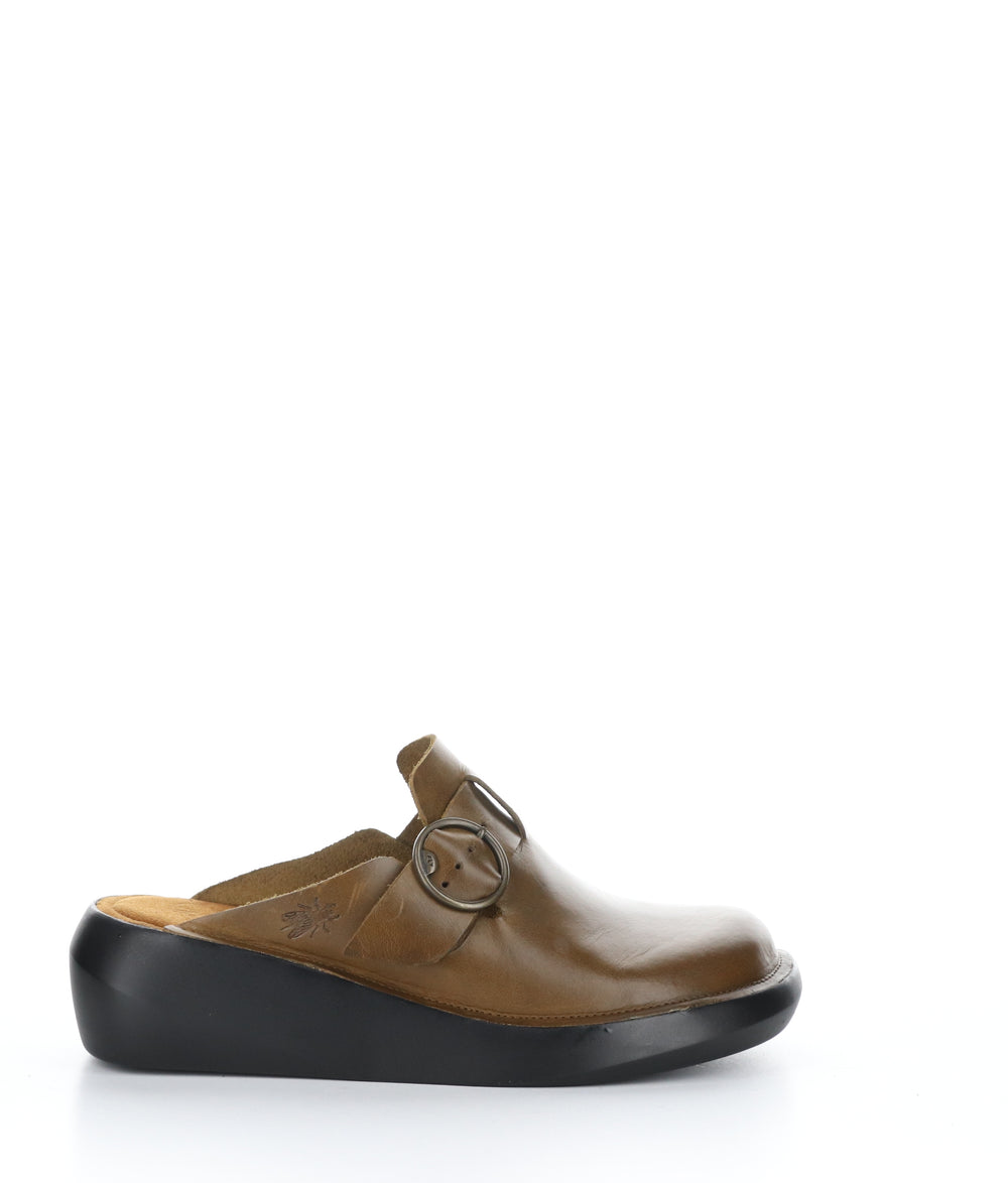 BOLL506FLY CAMEL Round Toe Shoes