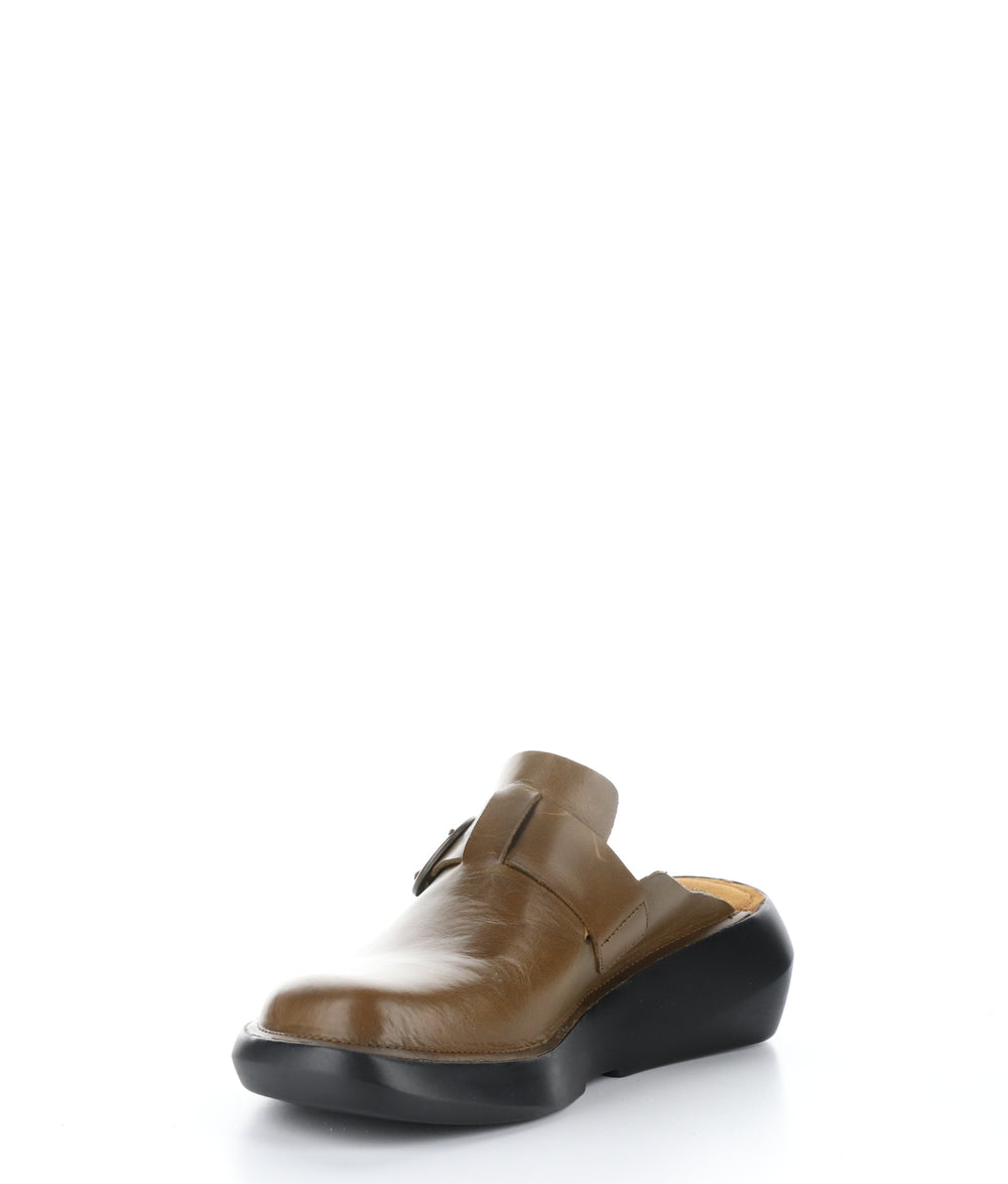 BOLL506FLY CAMEL Round Toe Shoes