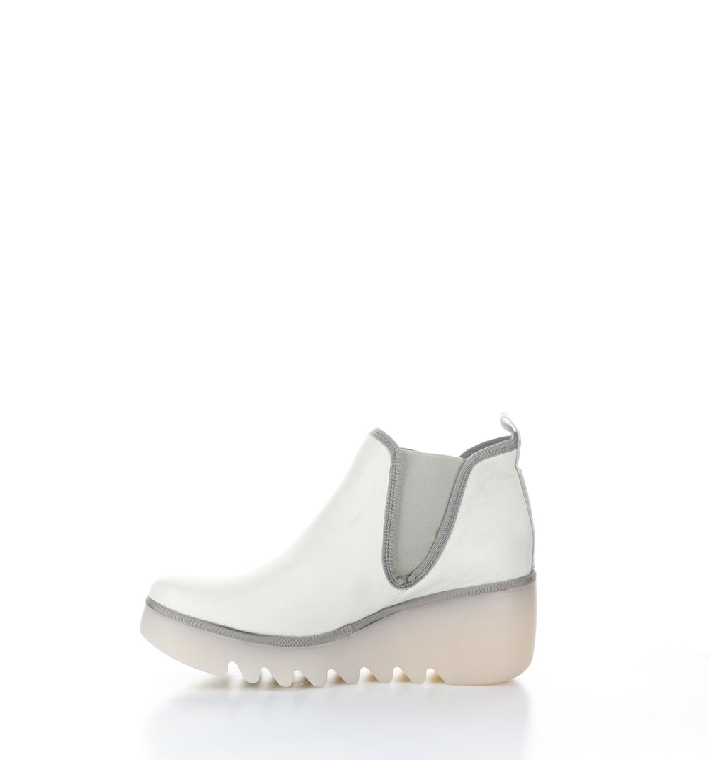 BYNE349FLY Off White Round Toe Ankle Boots