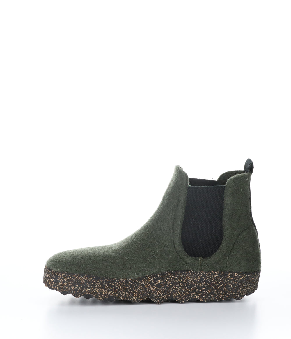 CAIA090ASPM Military Green Round Toe Boots