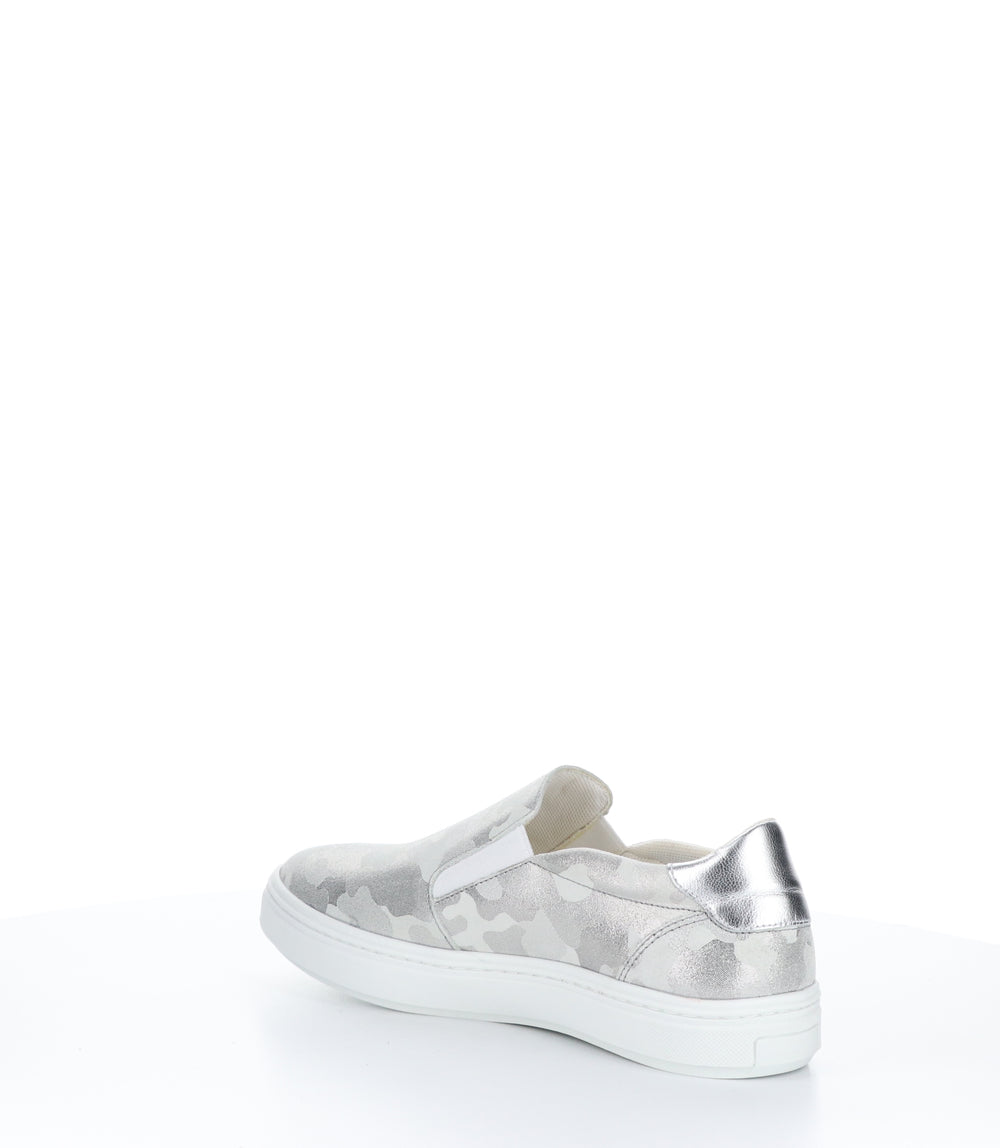 CHUSKA WHITE/SILVER Slip-on Shoes