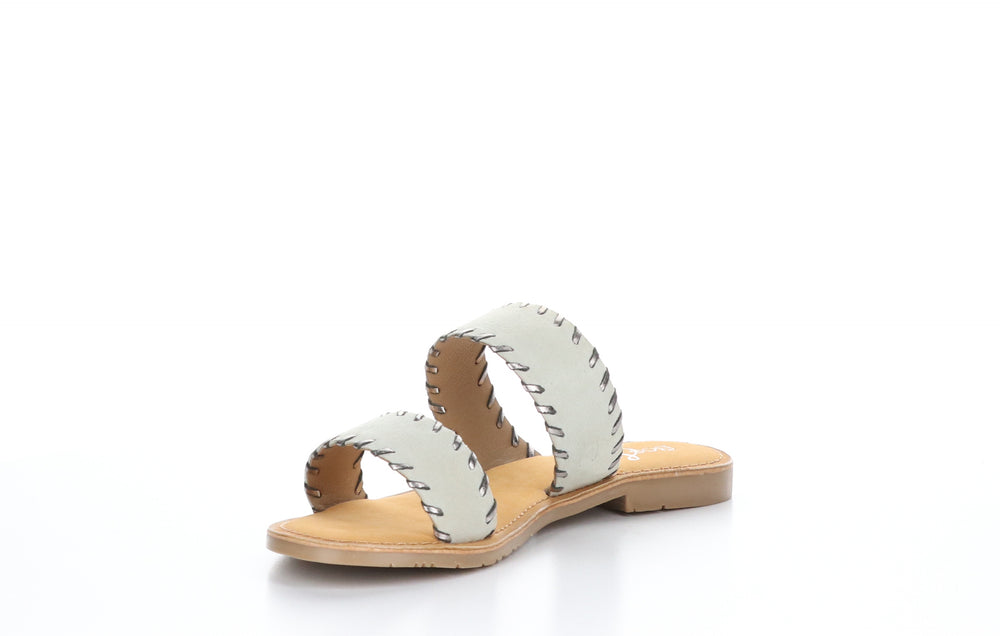CLARA Beige Flat Sandals