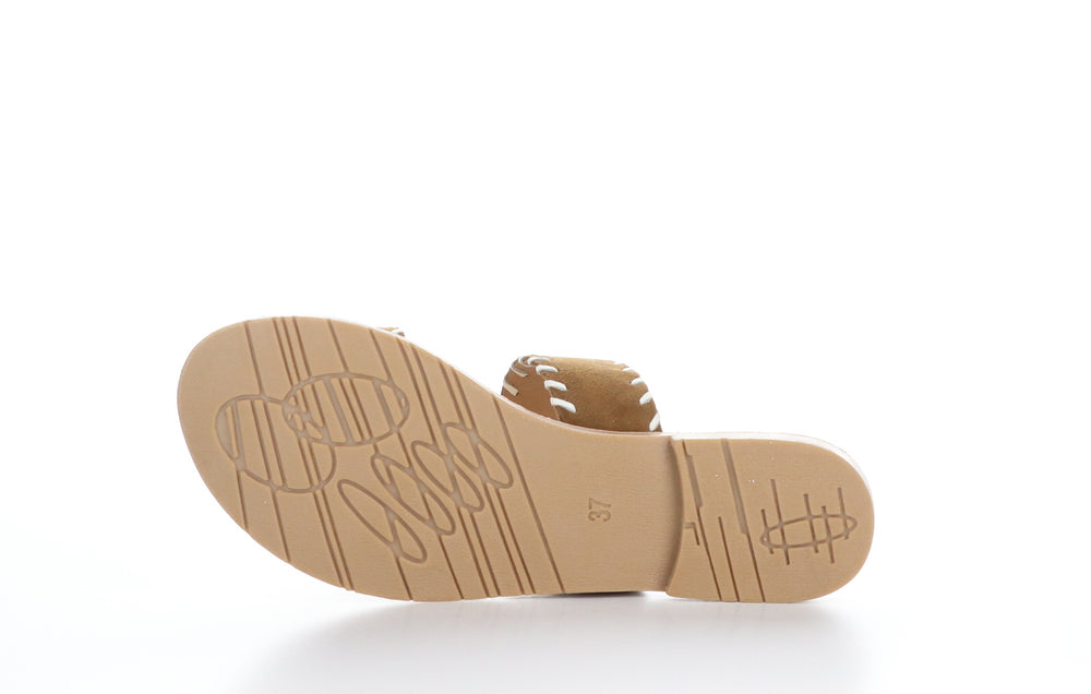 CLARA Brown Flat Sandals