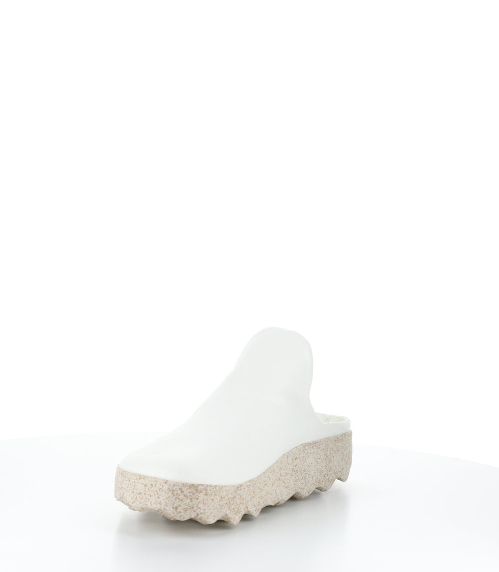 CLAY126ASP WHITE/NAT Round Toe Shoes