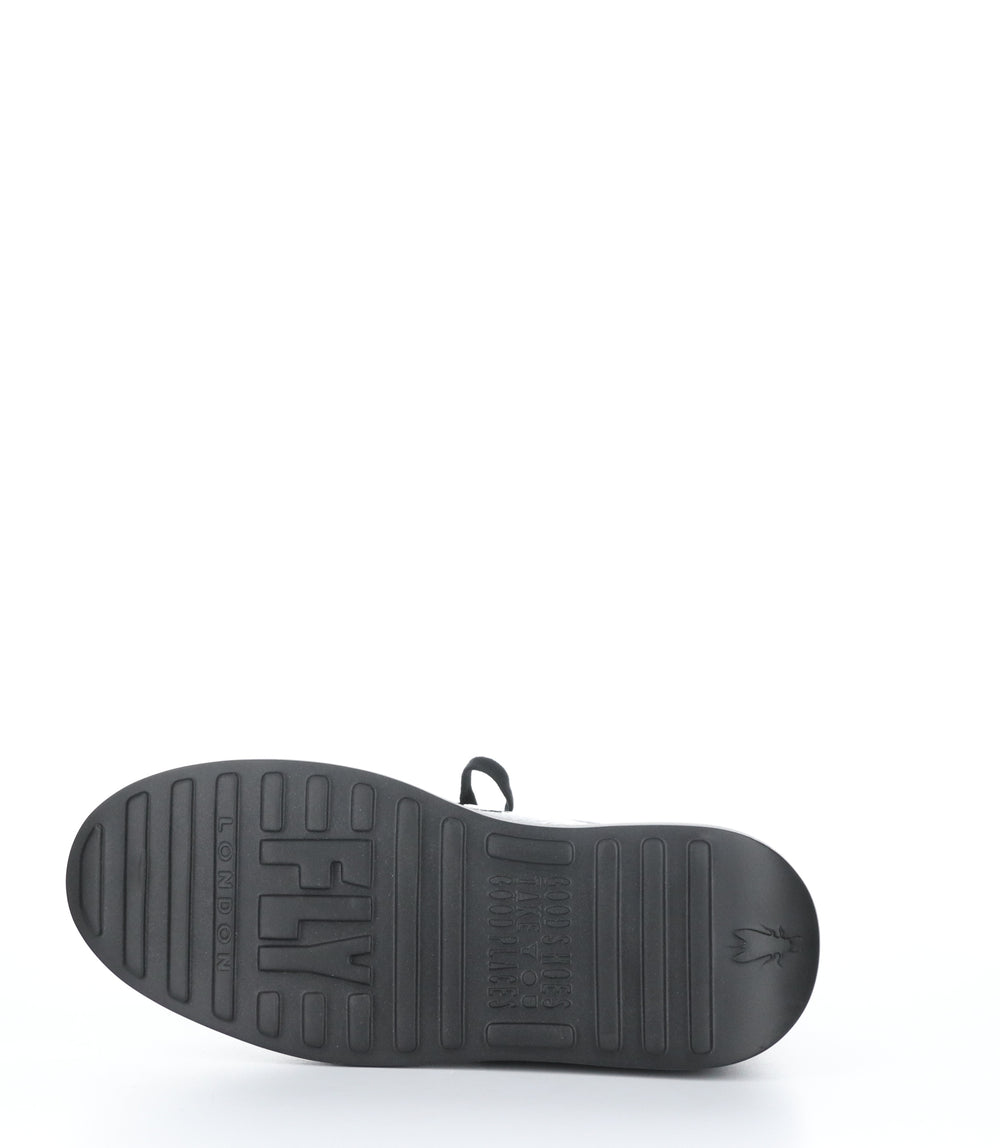 DILE450FLY BLACK Round Toe Trainers