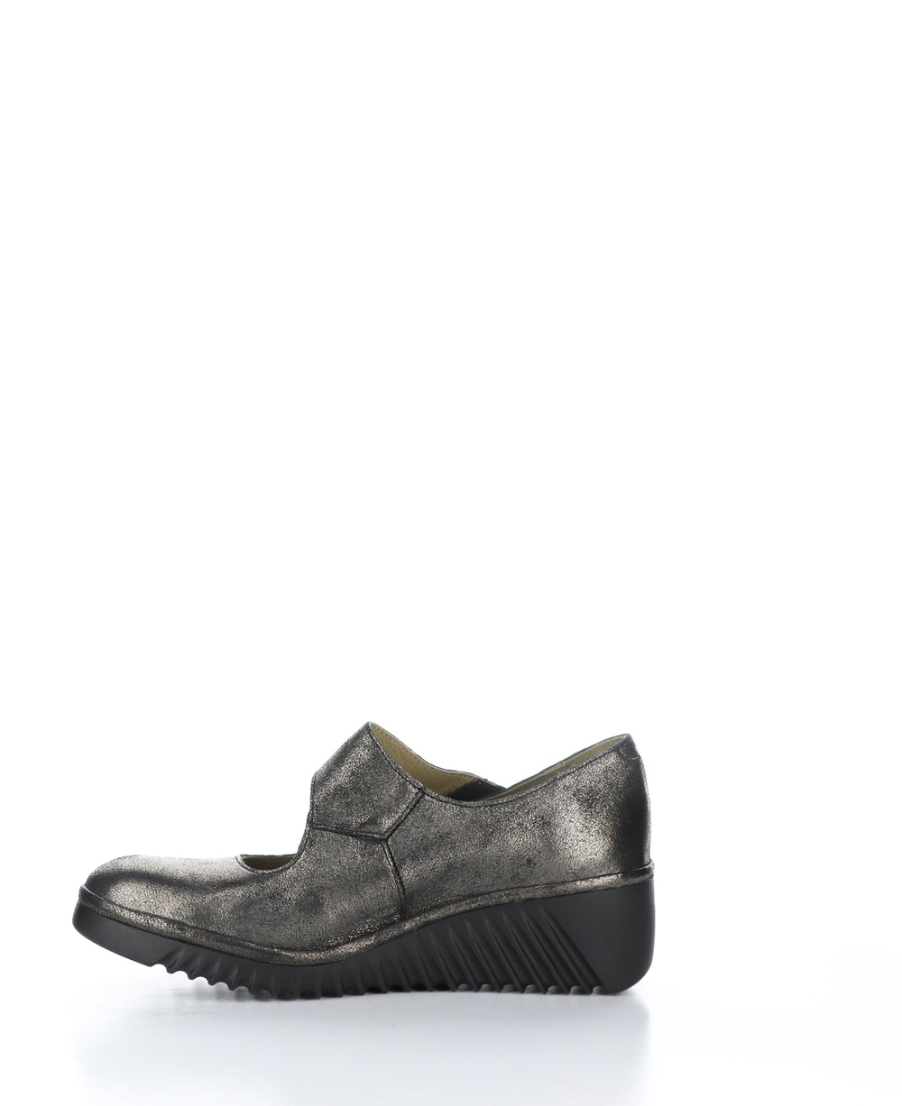 LYKA350FLY Graphite Round Toe Shoes