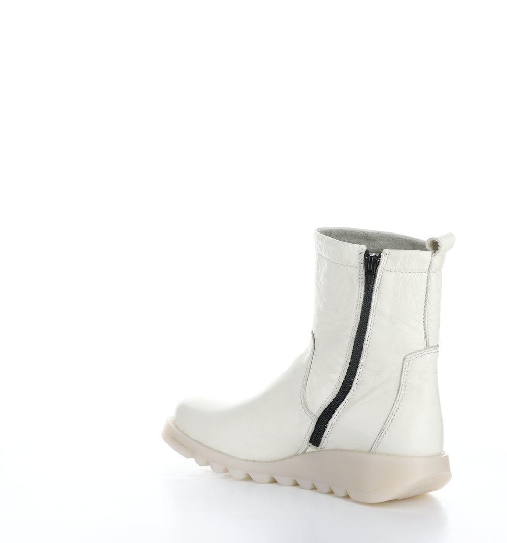 SAUK794FLY Off White Zip Up Boots