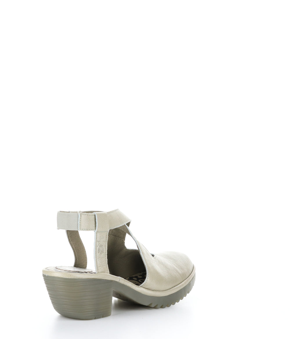 WAGE368FLY SILVER Round Toe Shoes