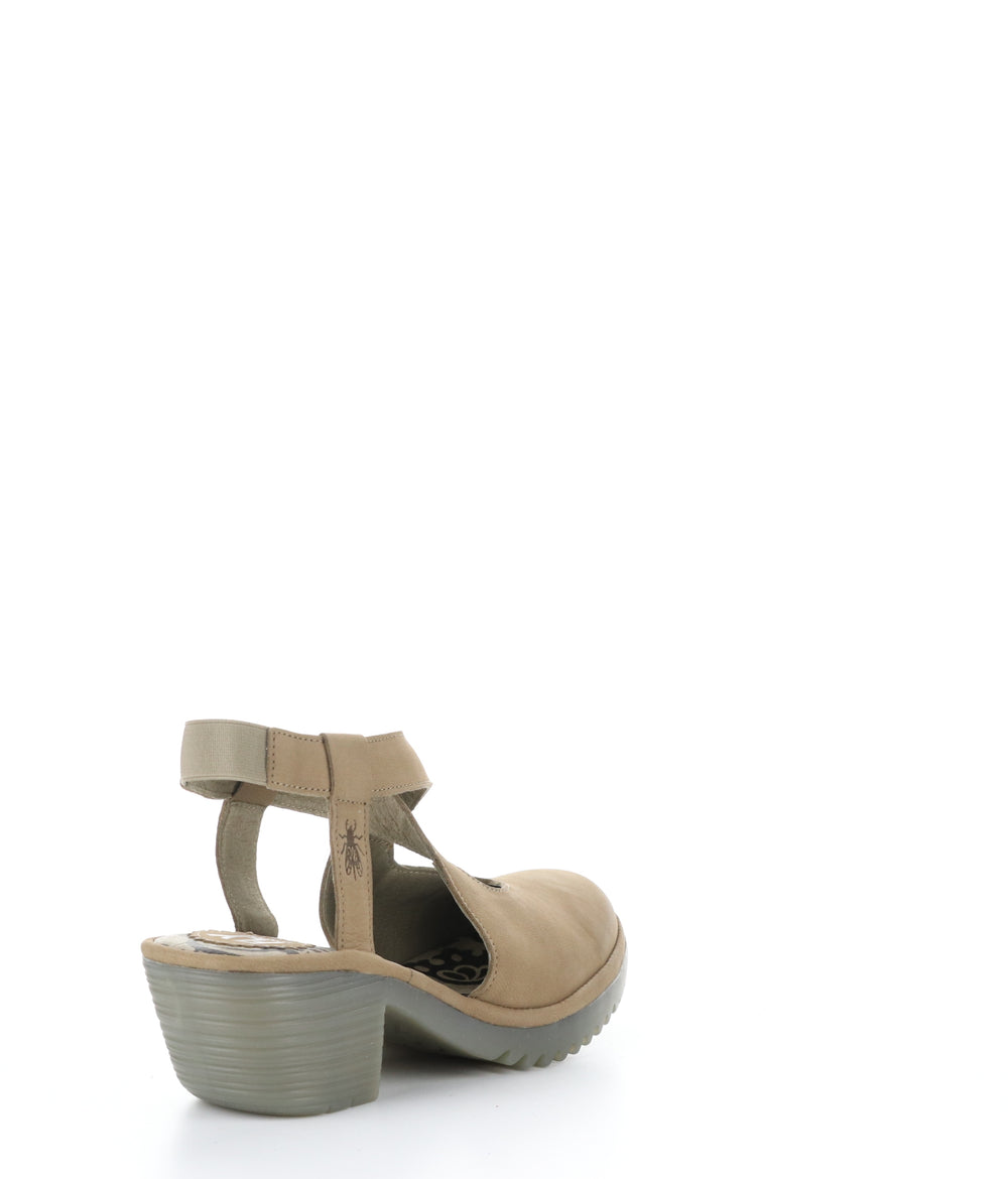 WAGE368FLY SAND Round Toe Shoes