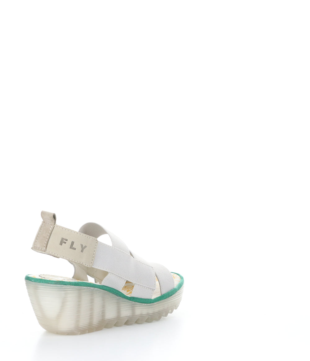 YERY389FLY CLOUD/GREEN Round Toe Shoes
